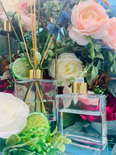 Load image into Gallery viewer, Honey Lime – A robust vibrant aromatic treasure, that quickly fills your desired space with bold notes of citrus, honey and a combination of spices. Honey Lime is recommended to use with 8 reeds in wide open spaces such as family rooms, entry ways and any doorless space in your home, business or worship center. In smaller spaces with doors, 4-5 reeds should be used.