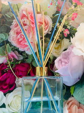 Load image into Gallery viewer, Morning Sage – A fresh pleasant aromatic treasure that will fill your desired space with warm notes of sage, powder and geranium. Morning Sage is recommended to be used with 4-5 reeds in small spaces such as small bath/powder rooms, dens and office spaces in your home, business or worship center. In larger spaces with doors 8 reeds should be used